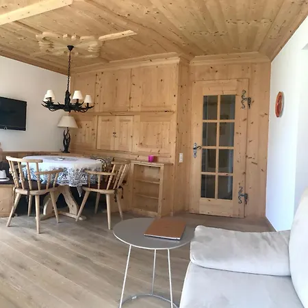 Chesa Suot La Punt Apartament