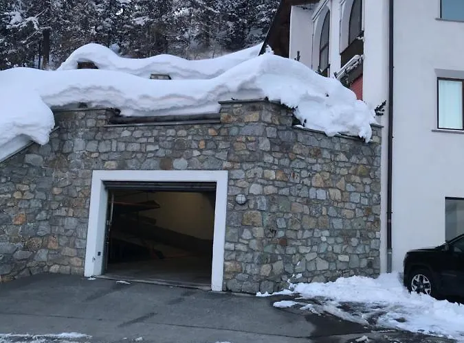 Lejlighed Chesa Suot La Punt